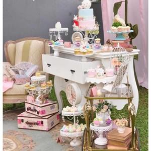 Meet your Posher, Ericca